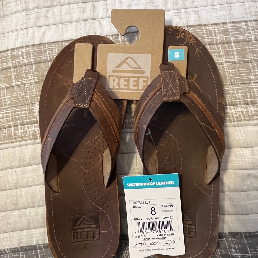 Reef Men's Voyage Lux Dark Brown Flip-Flops size 8